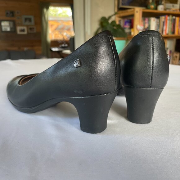 Shoes For Crews Olivia Slip-Resistant Pump - Picture 3 of 7